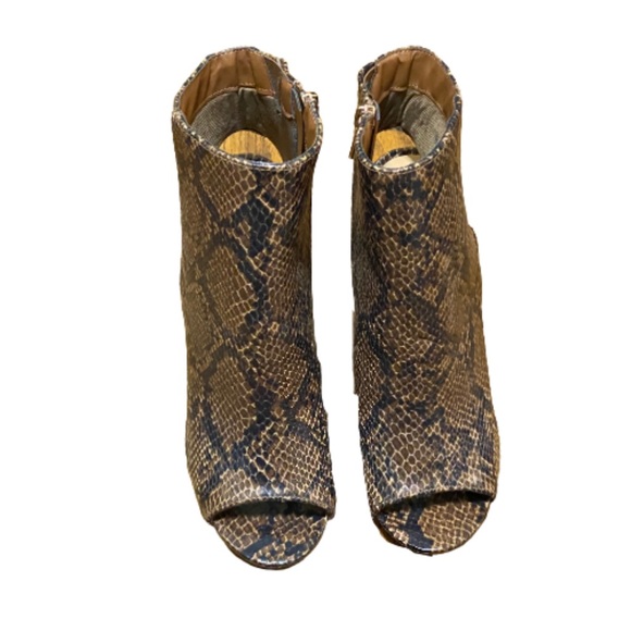 NWOB Bamboo Brown Snake Mania Peep-Toe Bootie 7.5 - Picture 4 of 6